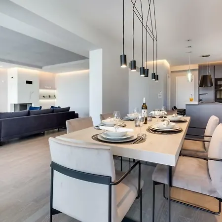 Luxury Marastina With Jacuzzi & Pool * Zara