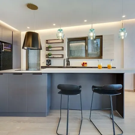 Appartamento Luxury Marastina With Jacuzzi & Pool *