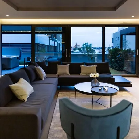 Luxury Marastina With Jacuzzi & Pool Appartamento *